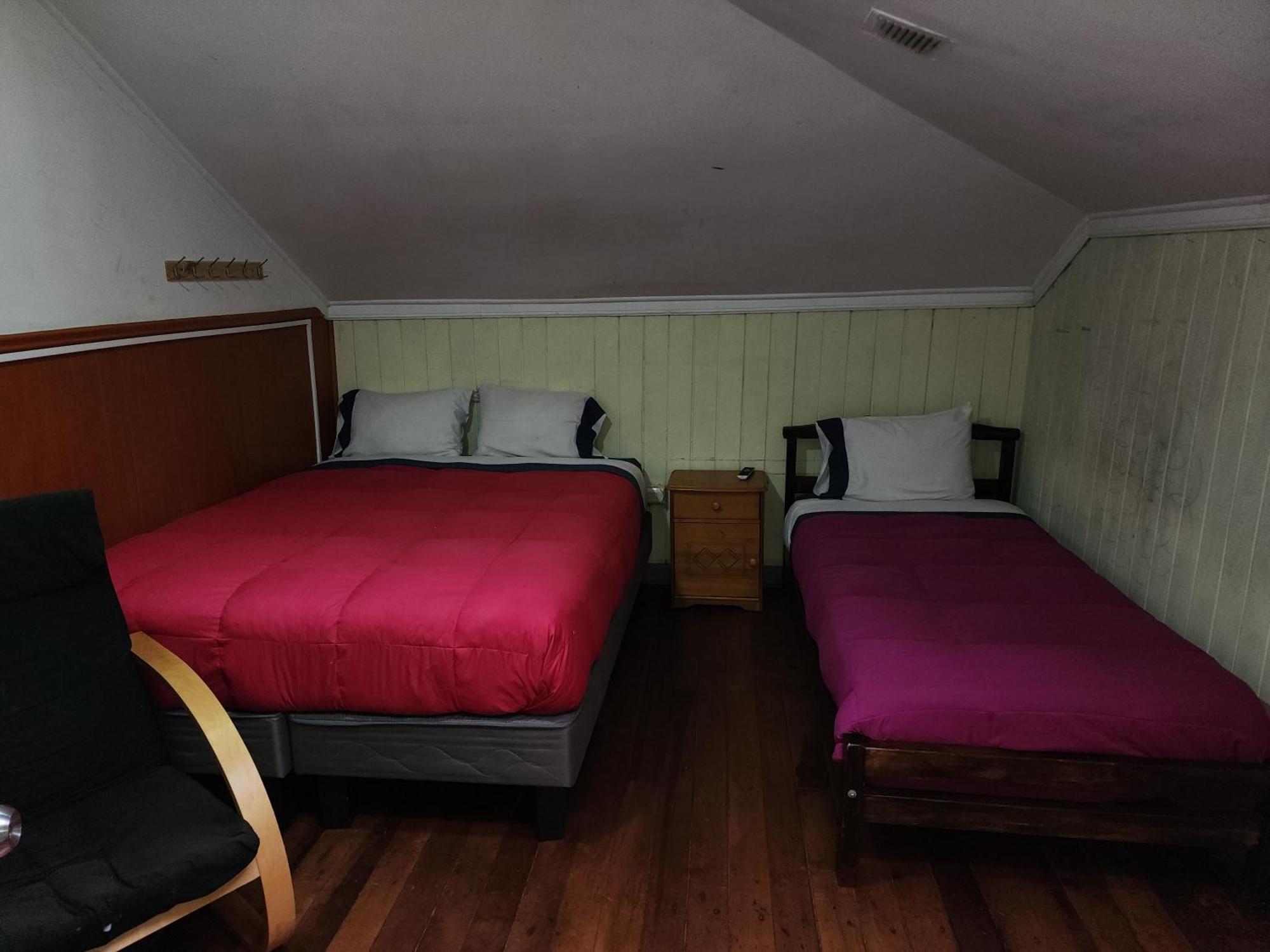 Hostal Capricho De Carlitos Valdivia Quarto foto